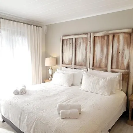 Rox And Sea Country Lodge Langebaan Exterior photo